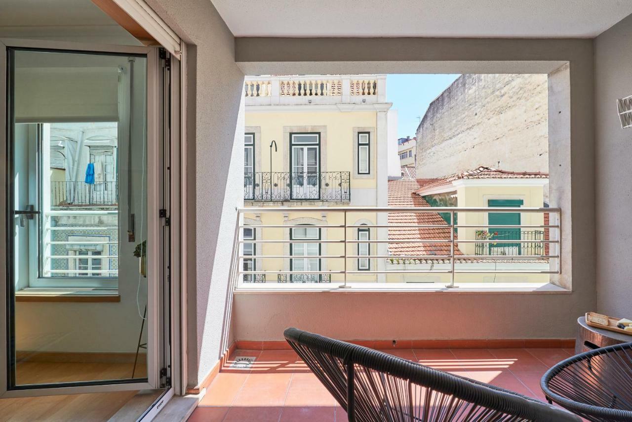 Modern In Avenida Da Liberdade * Lisbon